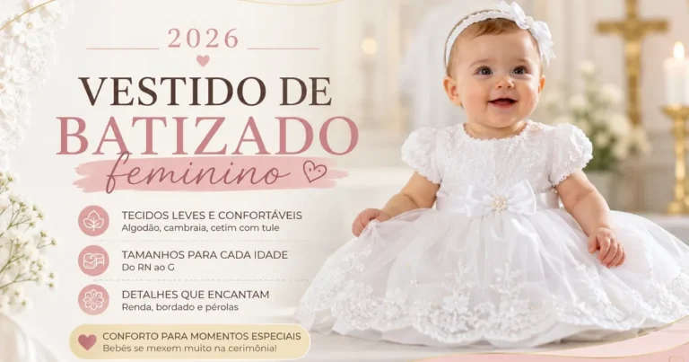 Vestido de batizado feminino branco com renda e pérolas em bebê menina, com detalhes delicados para a cerimônia